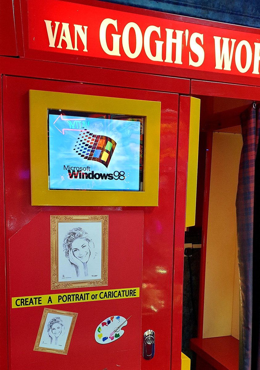 Bad news... the photo booth is broken. Good news... they say it should be fixed with the next OS patch #Microsoft #win98 #windows98 #reboot #EOS