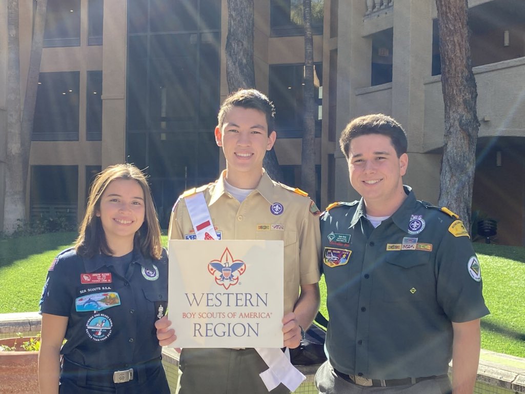 OAWestChief's tweet photo. I spent the past 24 hours in AZ for the Western Region Board Meeting where I finally got to meet the region’s Boatswain and VOA President. After hearing the plans that are being set forth for the coming years, I am confident in a bright future for Scouting. #ScoutingContinues https://t.co/HSQyMIglPV