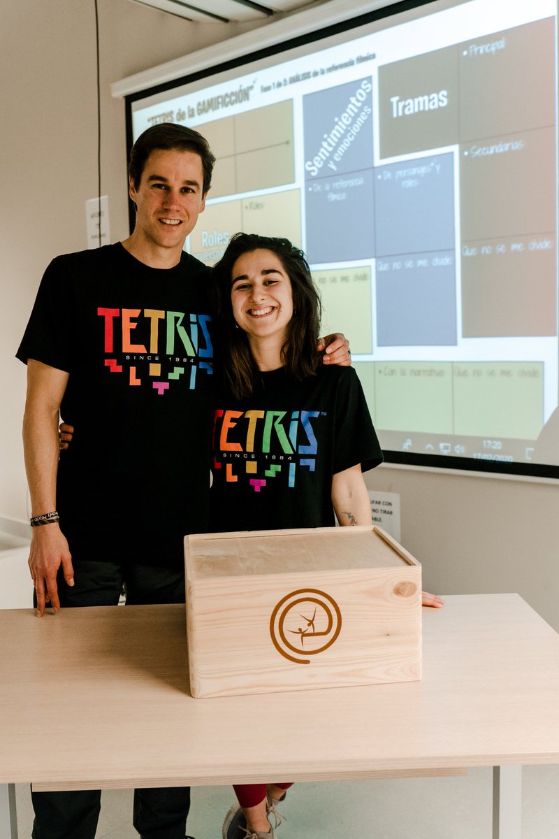 Gracias por tu confianza superlativa en mí.
Gracias por empujarme lejos de mi zona de confort.
Gracias por podarme para que crezca con más fuerza.
Soy la que soy gracias a ti.
Otro recuerdo único que siempre llevaré en el 🧠 y el 💜... #MasterchEFugr
¿Seguimos encajando piezas?