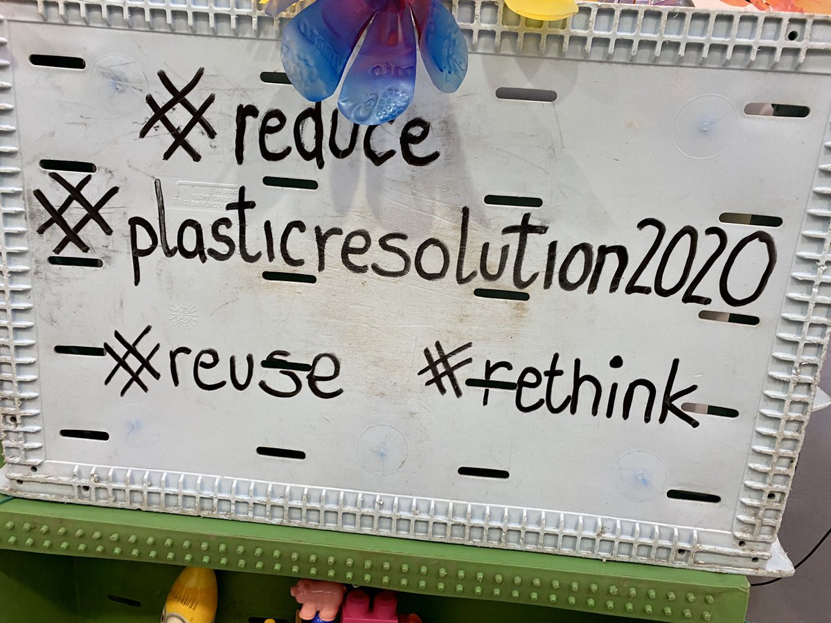 BenMacpherson's tweet photo. Good to be at tonight’s @LeithCollective #plasticresolution event at @Ocean_Terminal hearing about the remarkable innovative companies & initiatives in #Leith working to reduce waste & reuse resources, including @LindAndLime @leithdistillery & @BareBranding. #circulareconomy ♻️ https://t.co/1gqWy8jwuP