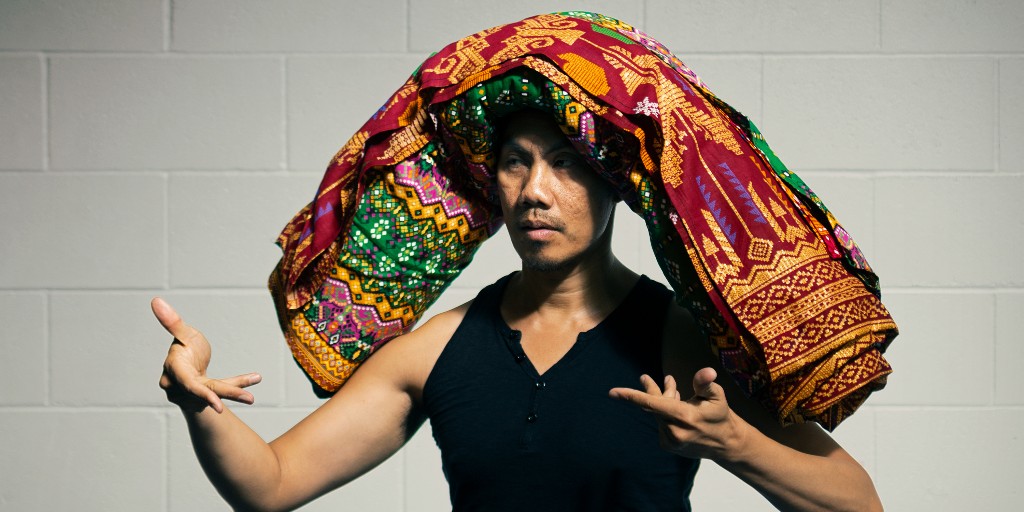 dancecentre's tweet photo. ICYMI: This month's Member Spotlight features @coERASGA Artistic Director Alvin Tolentino, who discusses the 20th anniversary of the company, his career in dance, and his inspirations.
https://t.co/rOjDodMGmc
#thedancecentre #dancecentremember #dance https://t.co/xgrVdL6nVm