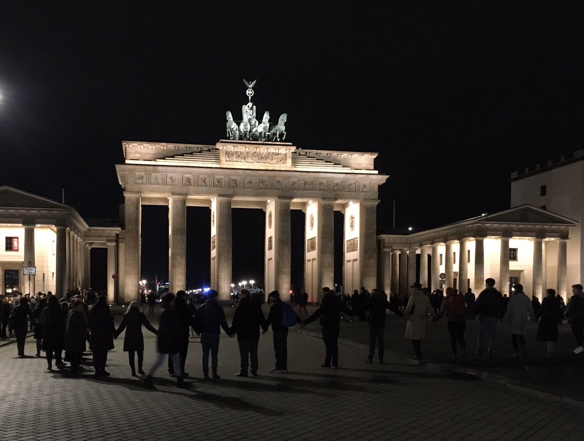 Following a terrible act of violence in #Hanau/Germany fellow citizens meet and mourn at Berlin’s Brandenburg gate. Our thoughts are with the victims and their families &amp; friends.