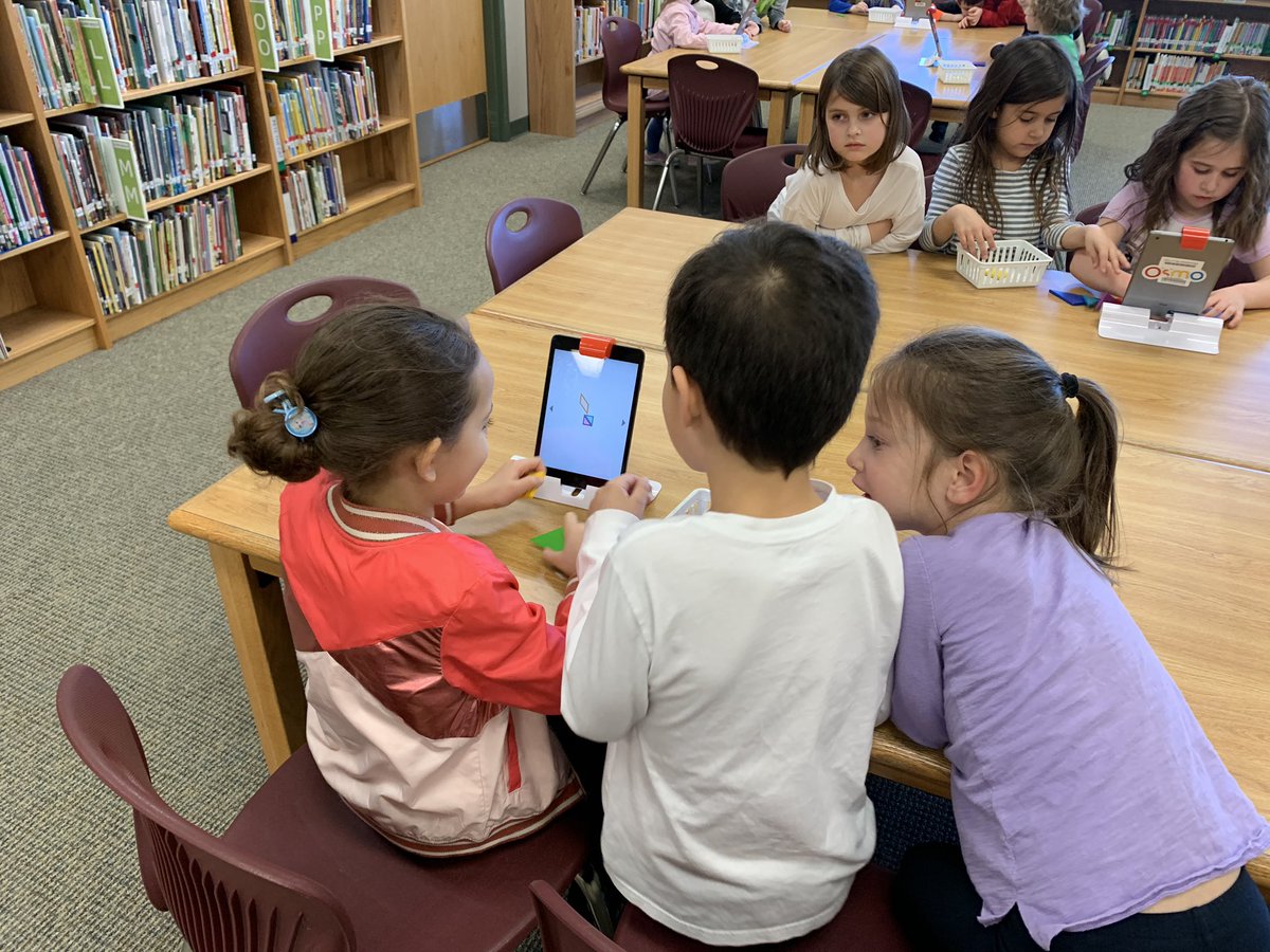 DuelloLibrary's tweet image. Today Kindergarten read the book “Circle, Square, Moose” and explored shapes on the Osmos! @duello_elem #duellolearns #wsdlearns
