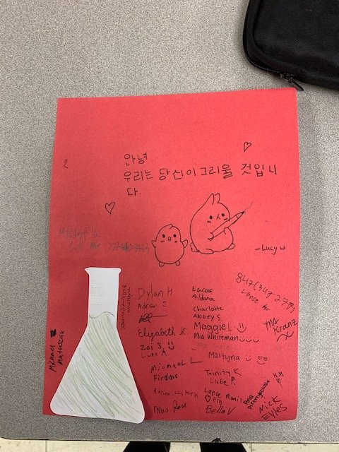 Mrs_LRose's tweet photo. The Jaguar team is saying goodbye to our visiting student from South Korea. #d57learns #MPEAproud https://t.co/391zoABb93