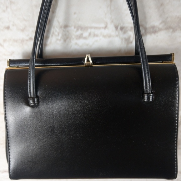 So good I had to share! Check out all the items I'm loving on @Poshmarkapp from @shoecoach101 @chocolatestar62<a href="/tag/fashion"class="tags"><span>#fashion</span></a><a href="/tag/shopmycloset"class="tags"><span>#shopmycloset</span></a><a href="/tag/style"class="tags"><span>#style</span></a><a href="/tag/marciano"class="tags"><span>#marciano</span></a><a href="/tag/poshmark"class="tags"><span>#poshmark</span></a>