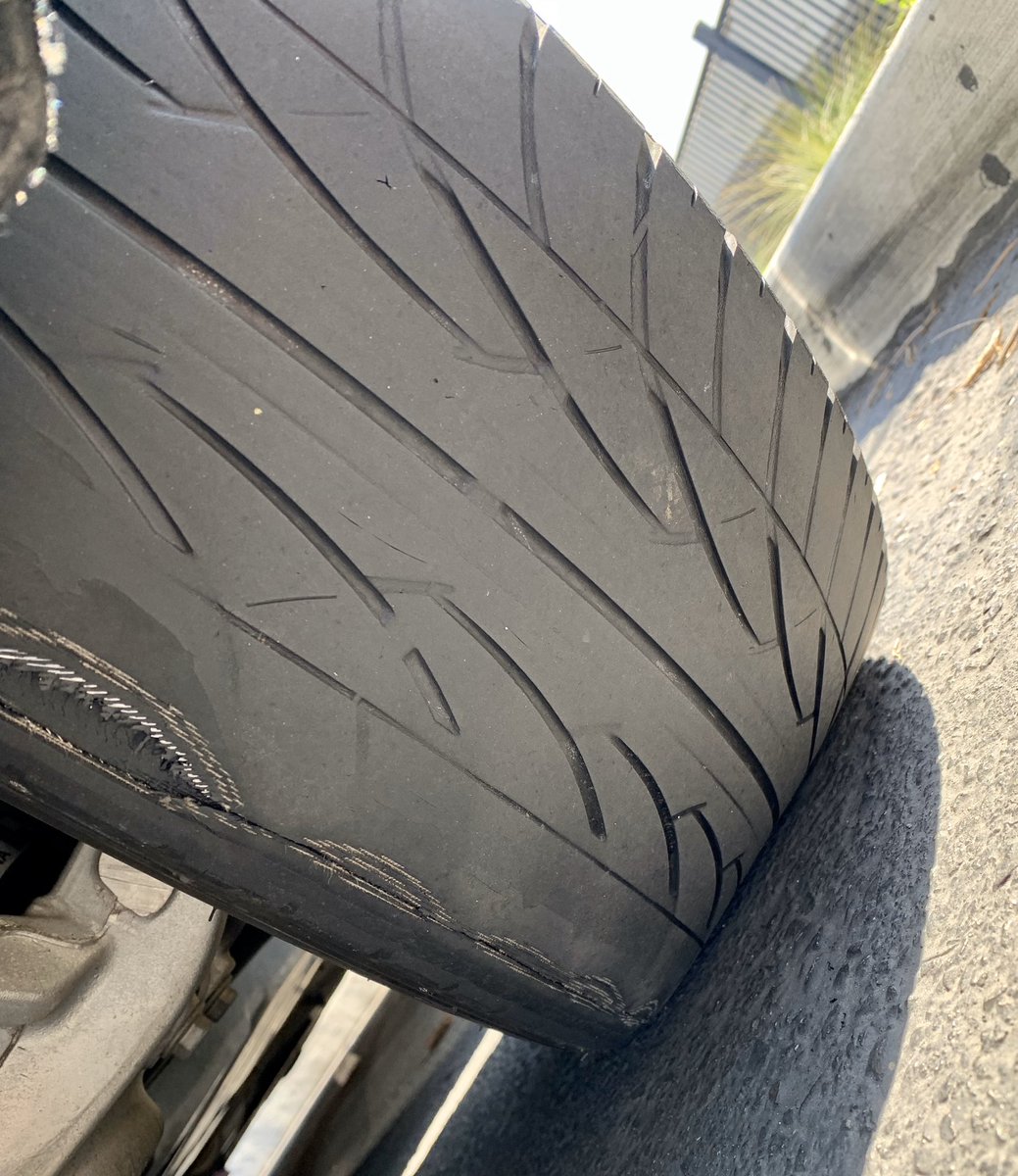 Edie4gzus's tweet photo. #Pretrips arenβt just for #PackageDrivers When is the last time you checked around & under your personal vehicle π§ π± looks ok from the outside - not so much when you really π#ThatsRidingOnMetal #DoItToday #NewTireTime @jt_ups @hrbobbyups @melirere @langlang619 https://t.co/TuXth8AEEi