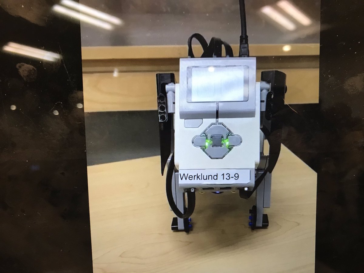 Werklund students focusing on strengths-based learning...fantastic!  Come check out the posters and robots too!! <a href="/UCalgaryEduc/">Werklund School</a> <a href="/dianne_gereluk/">Dianne Gereluk</a> <a href="/DrKapoyannis/">Dr. Theodora Kapoyannis</a>