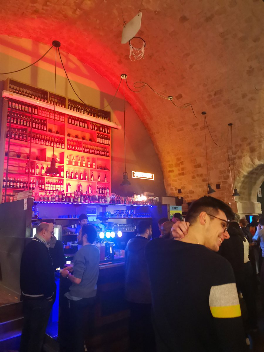 MaisonEsport's tweet photo. Ce soir, c'était le retour du fameux #AFTER256 en compagnie des acteurs de l'écosystème esport !

Bravo à ceux qui ont lutté contre les averses pour partager ce moment avec @Level256_Paris 🍻

#EsportLevelUp https://t.co/EACnrhVDC1