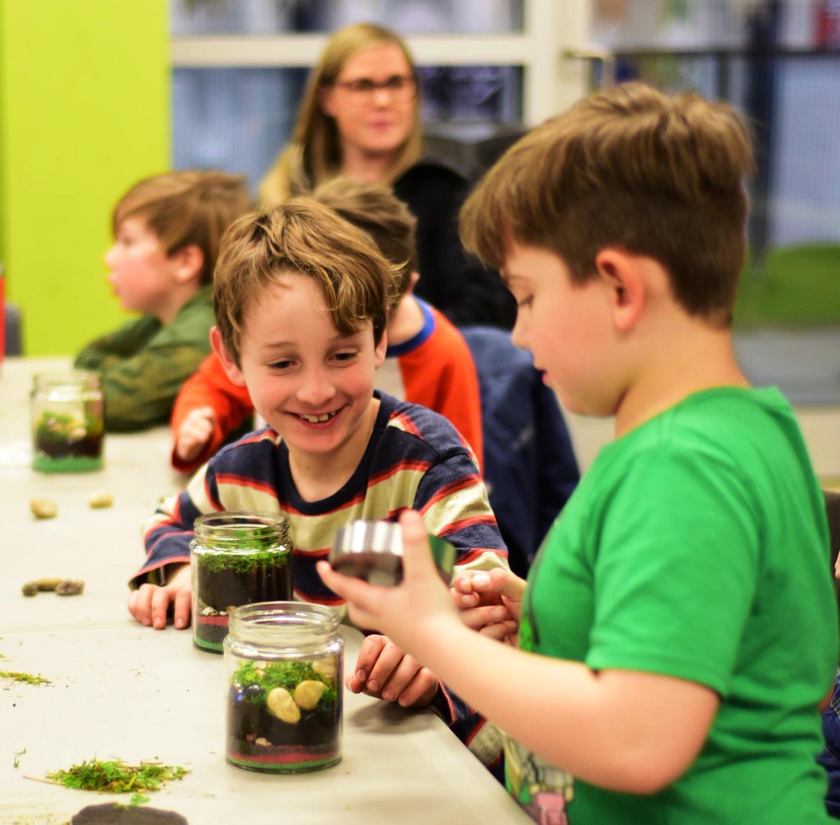 We are having a great time with the Introduction To Construction class with @OrilliaPRC. A special thank you to Rachel and Joanne from <a href="/ParklaneNurs/">Parklane Landscapes</a> for teaching the students all about landscaping! 

#startingthemyoung #tradesmatter #landscaping #communityinvolvement