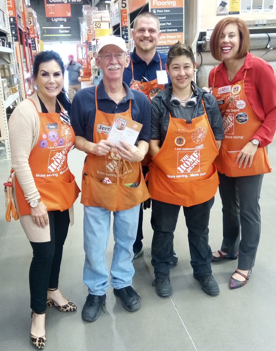 #Jerry. That's it.. Jerry charmed his way through an amazing #InStock123 walk during our DBW. This guy is Hands Down fun to work with! #TeamG3 #D130Driven #BestAssociates #ProudToWorkHere #ThankYou!!