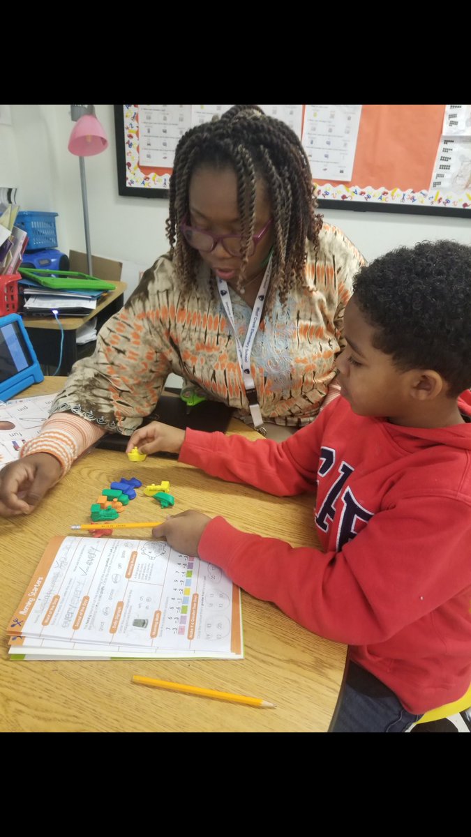 NovellaNBridges's tweet photo. Great things are always happening during math blocks @WolfCreekWolves ! 1 on 1 scaffolding, small group instruction, modeling, CRA, & academic discourse! #letmeshowyoumyway #proveyouranswer #icanshowyou3waystosolvemyproblem #knowingmathisthegoal @THRIVE_SLC @WolfCreekWolves https://t.co/JT1ZUxaXN7