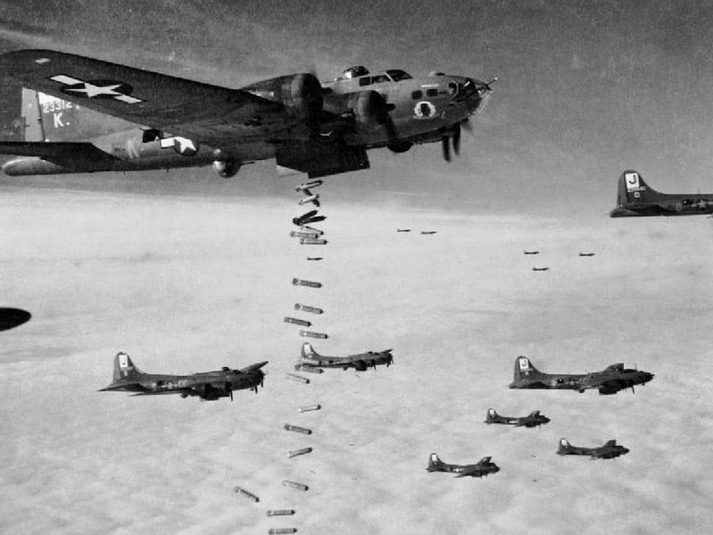 TammiMinoski's tweet photo. #OTD 1944: US Army Air Forces and Britain's #RAF conducted massive bombing raids over #Germany. Nearly 20 million pounds of bombs were dropped on military and industrial targets, destroying nearly a third of Germany’s fighters. https://t.co/y65eiAlCGd #OperationArgument #WWII https://t.co/ebw3AI1MgF