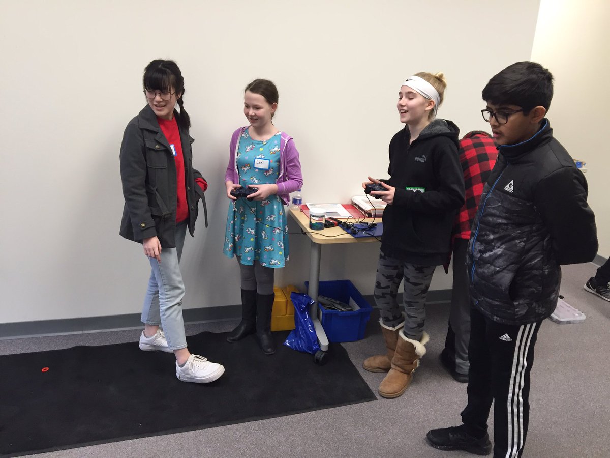 strangerbotsftc6103 tweet media