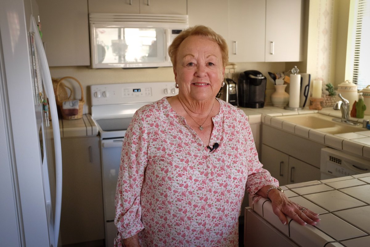 ConsumerBobNBC's tweet image. Blythe is a happy woman, after #NBC7 Responds helped with her kitchen dilemma. Watch my story at 6:35pm.  (sorry about the video issues on the 4pm news) #nbcsandiego #kitchen #rescue #Fujix100
