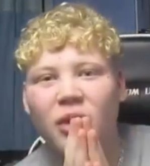 KEEMSTAR's tweet photo. Kid looks like a cabbage patch doll! https://t.co/e7w9aBlPca