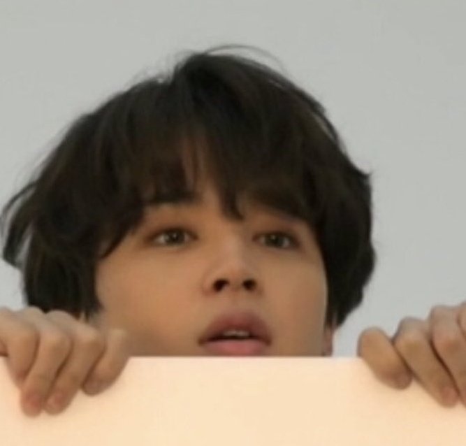 BackTheSoul's tweet photo. [#ONChallange] ➖ @BTS_twt ➖

TRADUÇÃO DA PRÉVIA DE ON!

🔹✨‼️🔛‼️✨🔹

"Hey nananá
Se não quiser enlouquecer, você precisa ser louco.
Hey nananá
Me jogue para os dois lados do mundo.
Hey nanana
Você não pode me derrubar porque eu sou um lutador [...] https://t.co/0JZRwbme1U