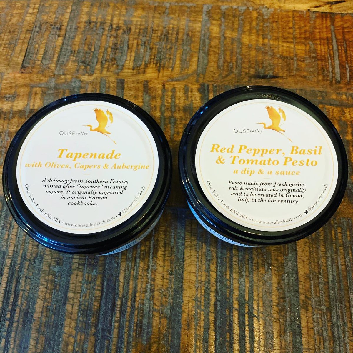 anchor_tap's tweet photo. Delicious vegan Pesto and Tapenade by @OuseValleyFoods now available in our deli area 😍 #veganfoodie #croxleygreen #croxley #watford #hertfordshire #rickmansworth #shoplocal https://t.co/gB8WYpNT9s
