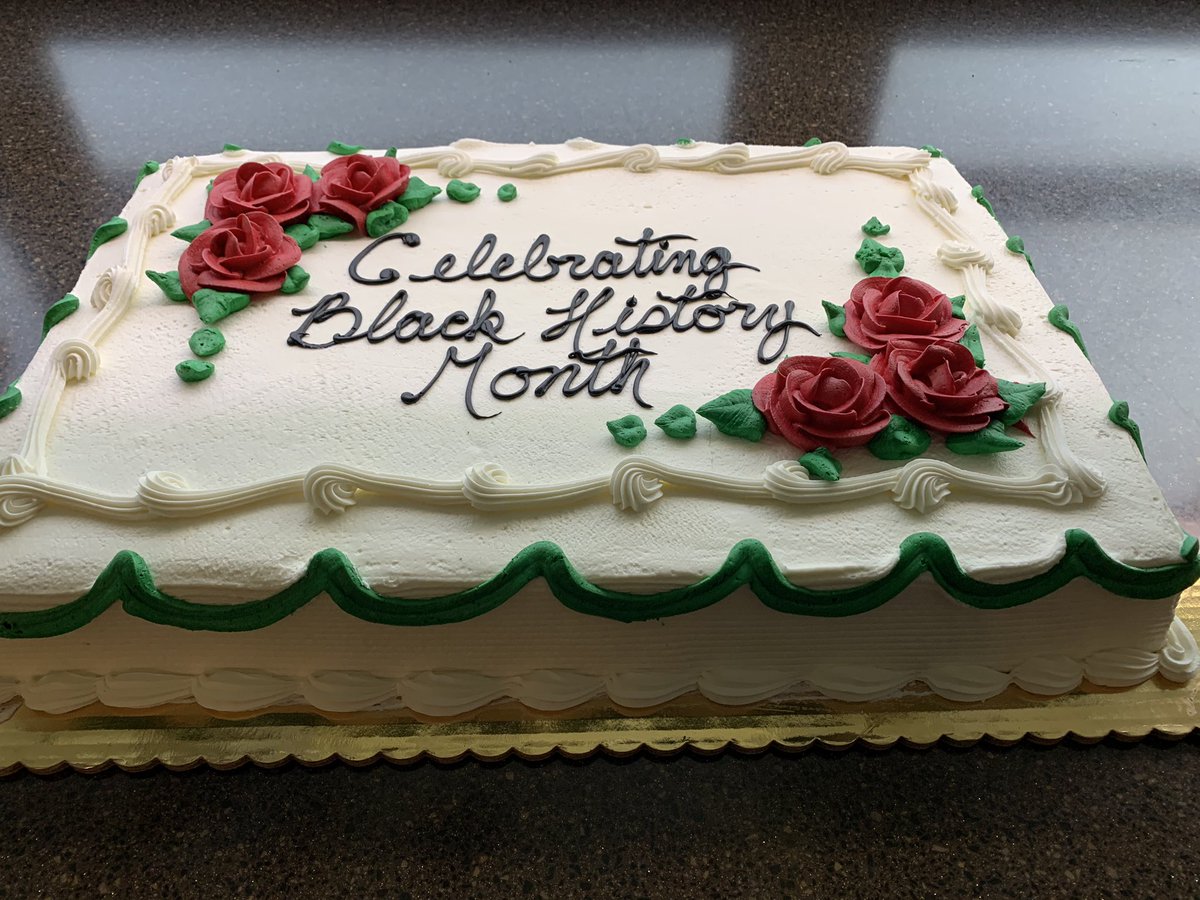 NeumannUDining's tweet image. Get to the dining hall now for our annual black history month dinner!!