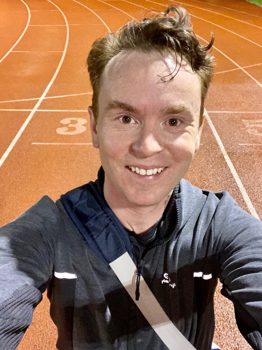 So tonight after fighting the“I can’t, that’s only for other people to do” inner voice, I went along to an actual athletics track and ran around it sixteen times! Thank you to the folks who run  @trackeast. It was great, very welcoming and totally suitable for beginners like me.