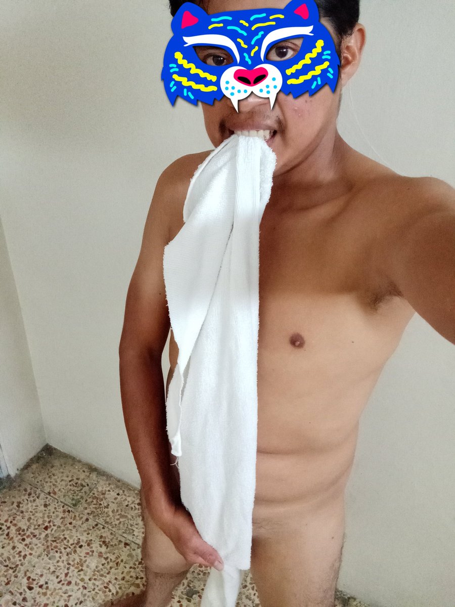 sanchez_astudil's tweet photo. M invitaron a un hotel ....😁👋👋 https://t.co/kyDU7qpJsv