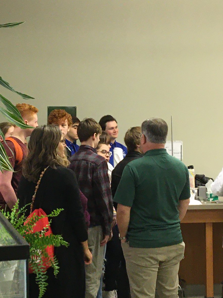 TBI_Program's tweet image. Great group of Temple High School students were here for a tour today!  Thanks for coming...
