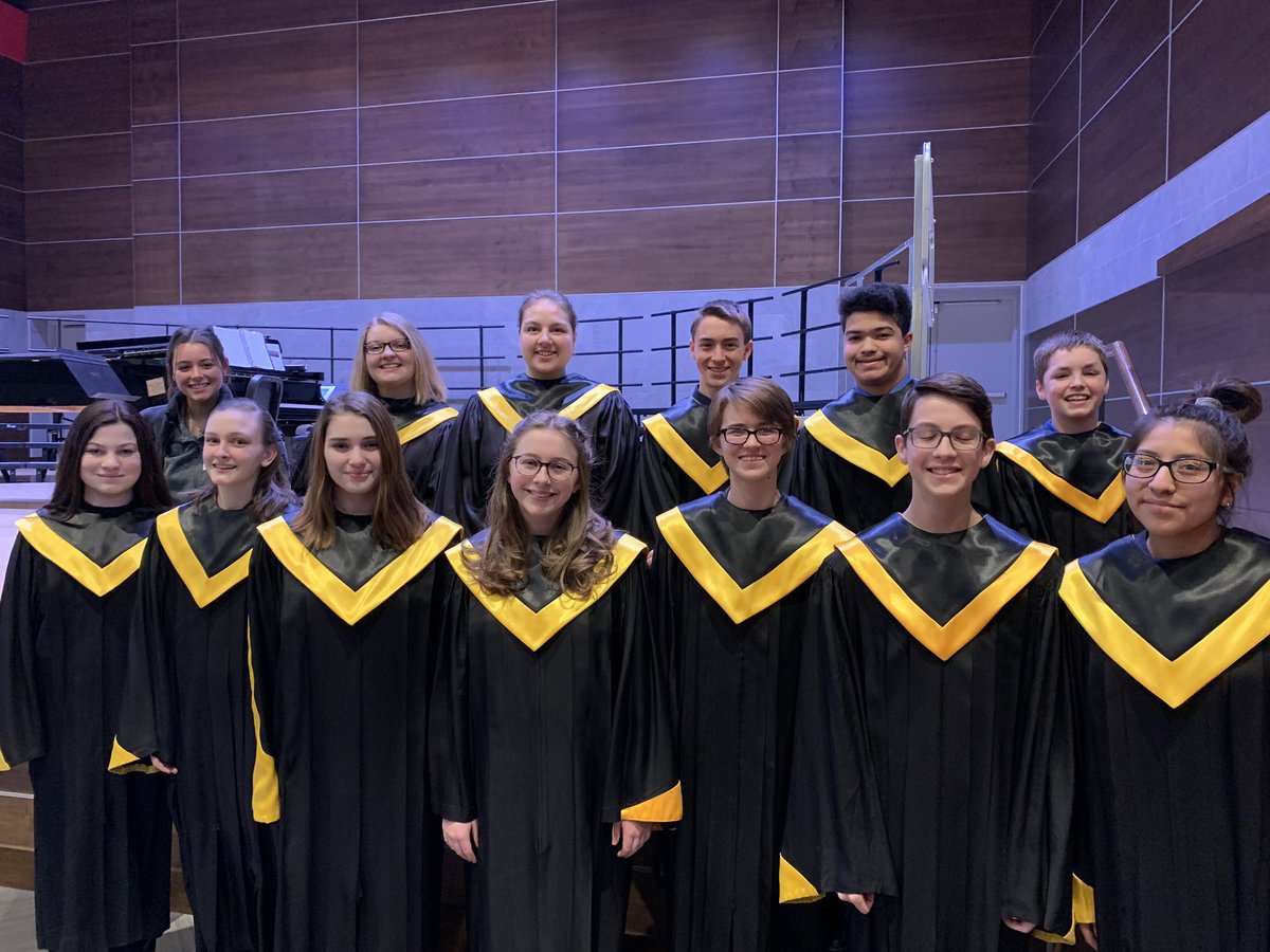 mpchoralnotes's tweet photo. A great day at Central College... concert coming up soon! #mphawks https://t.co/hm2MR1NkaY