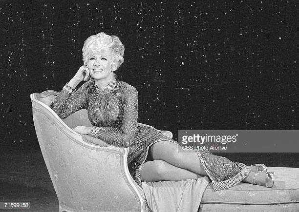 BeautybyFS's tweet photo. 👑 Taking on the end of the week like a queen❣️ How fabulous is this @conniestevens8?! Happy Thursday, friends!  #ConnieStevens #tbt #lounging #feelinggood #ForeverSpring #Hollywoodicon #stunner #sequins #bedazzled https://t.co/ZhVHbdECDh