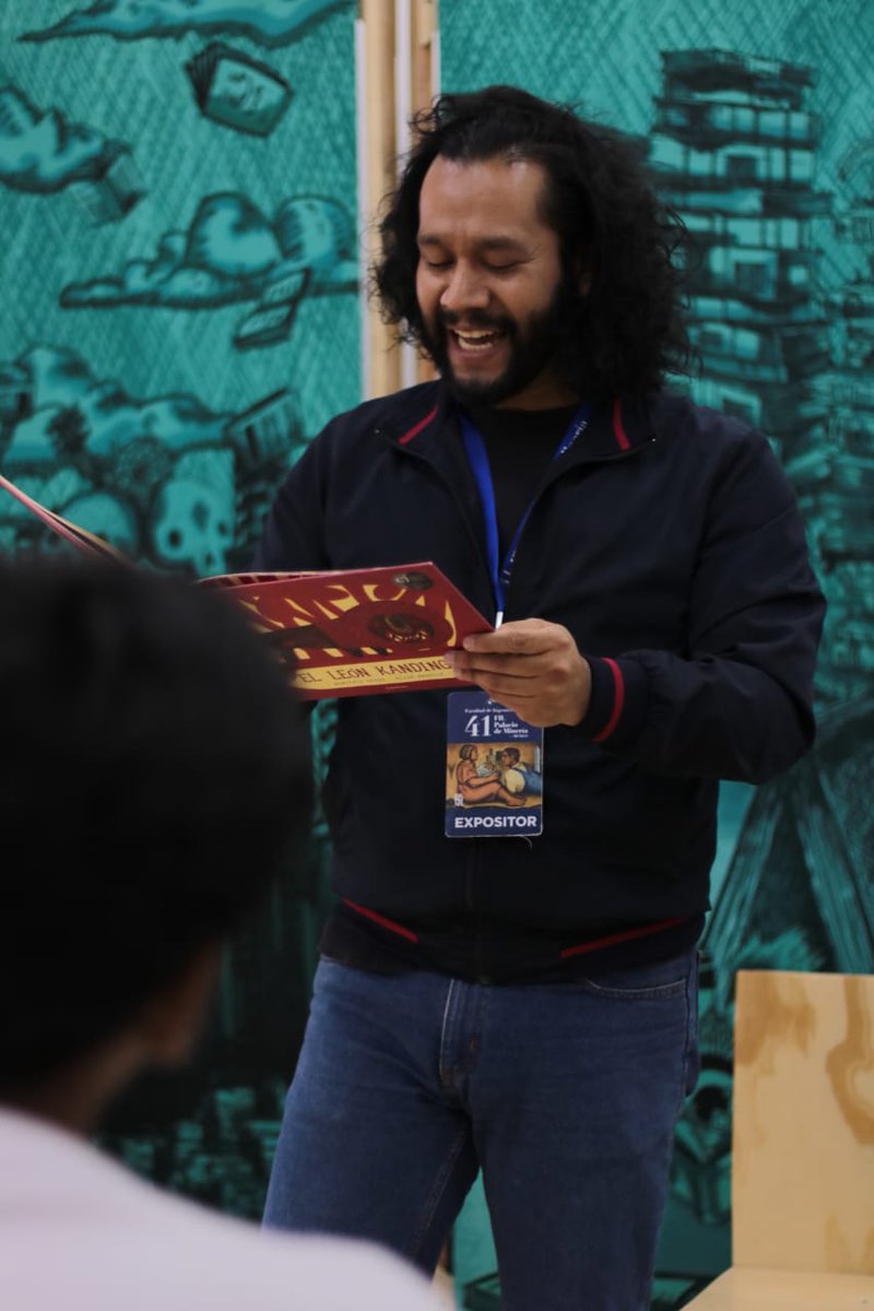PromotoresCC's tweet photo. Así se vivió "Iguana Rajada" en el Centro de Lectura de @CulturaCiudadMx en la #FILPM41 
¿Te lo perdiste? No te preocupes tendremos más actividades. 
#PromotoresCulturalesComunitarios 
#CapitalCulturalDeAmérica 
#CiudadInnovadoraYDeDerechos https://t.co/AVuLDeZhFn