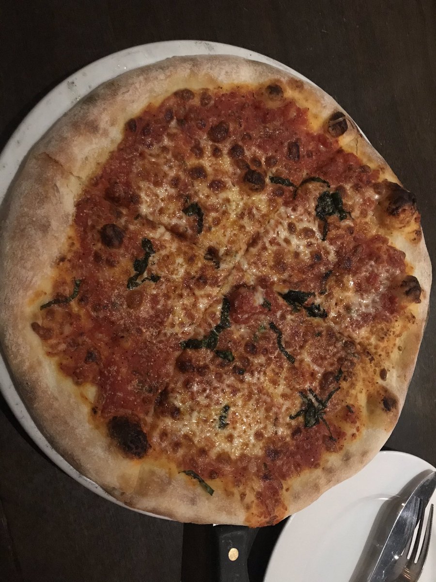 p_buonicore's tweet photo. sometimes it’s also about celebrating and eating pizza with a good group of colleagues ! #exportdevcanada #globaltrade #pizzainottawa https://t.co/em2dEWtVZ5