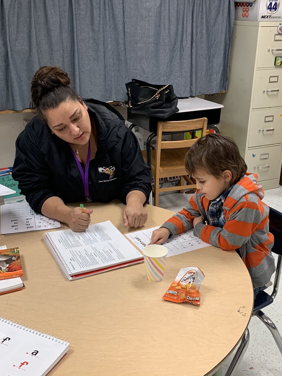 stephanieayers0's tweet photo. Reading Endorsement Tutoring @altopark_elem @FloydCoSchools @FCSReads @Suzie_Henderson #growth https://t.co/VaHp1pIWw3