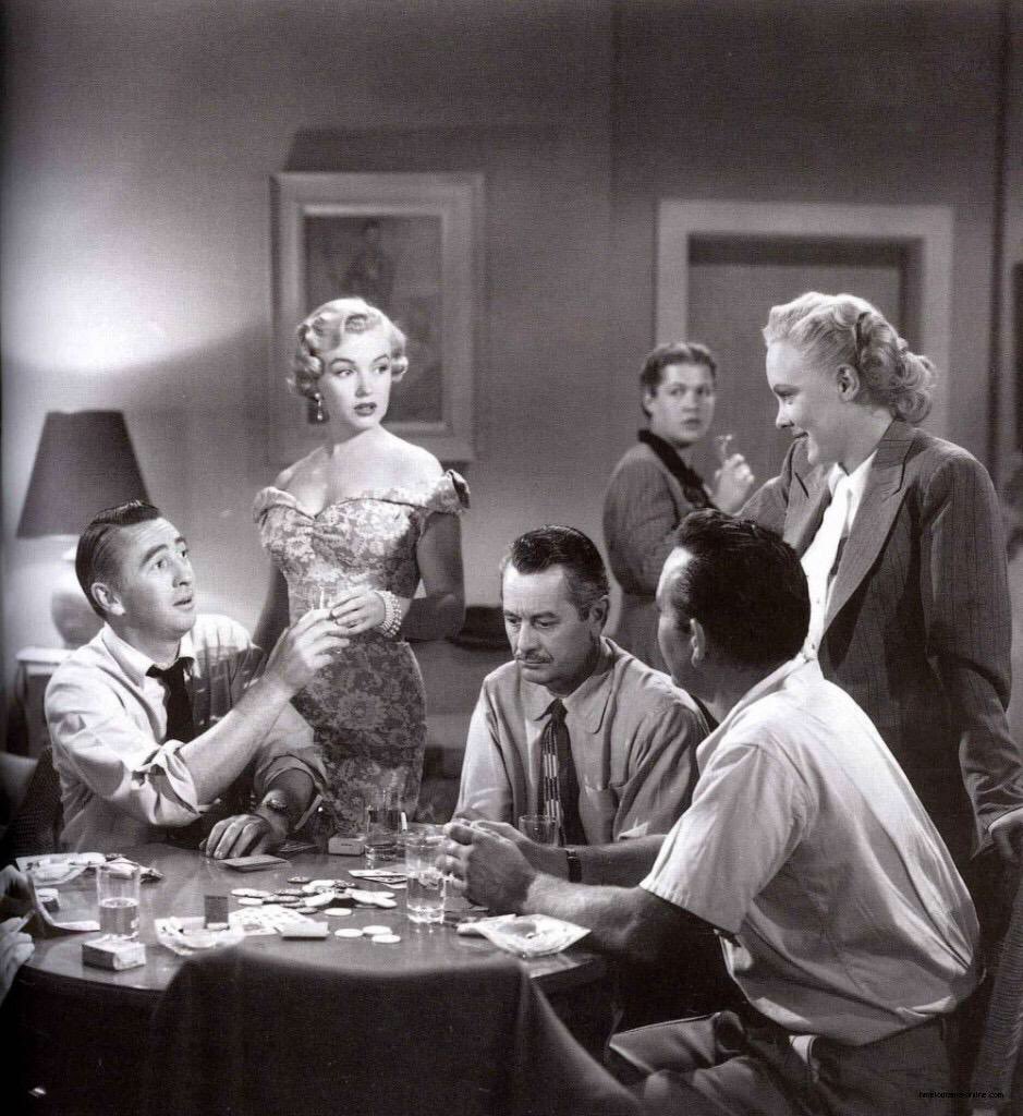 #MarilynMonroe as Joyce Mannering a 'sexy blonde schemer' in Let's Make It Legal 1951