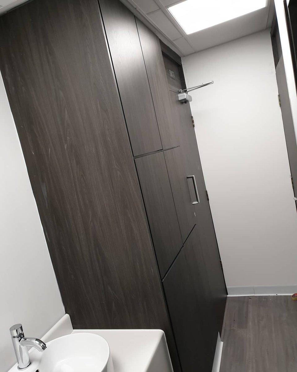 avwuk's tweet photo. Wrap your Office Furniture in 3M Dinoc Architectural Finishes. 

https://t.co/JH9VWngu13 
07824711919 https://t.co/4Z8NkpgOgM
