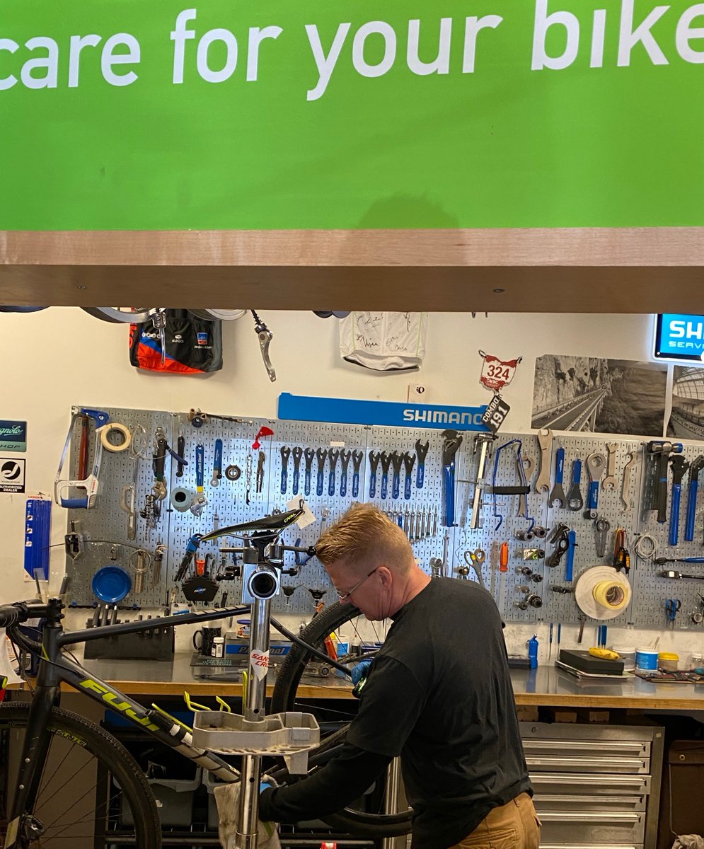 HeadwindCycling tweet media