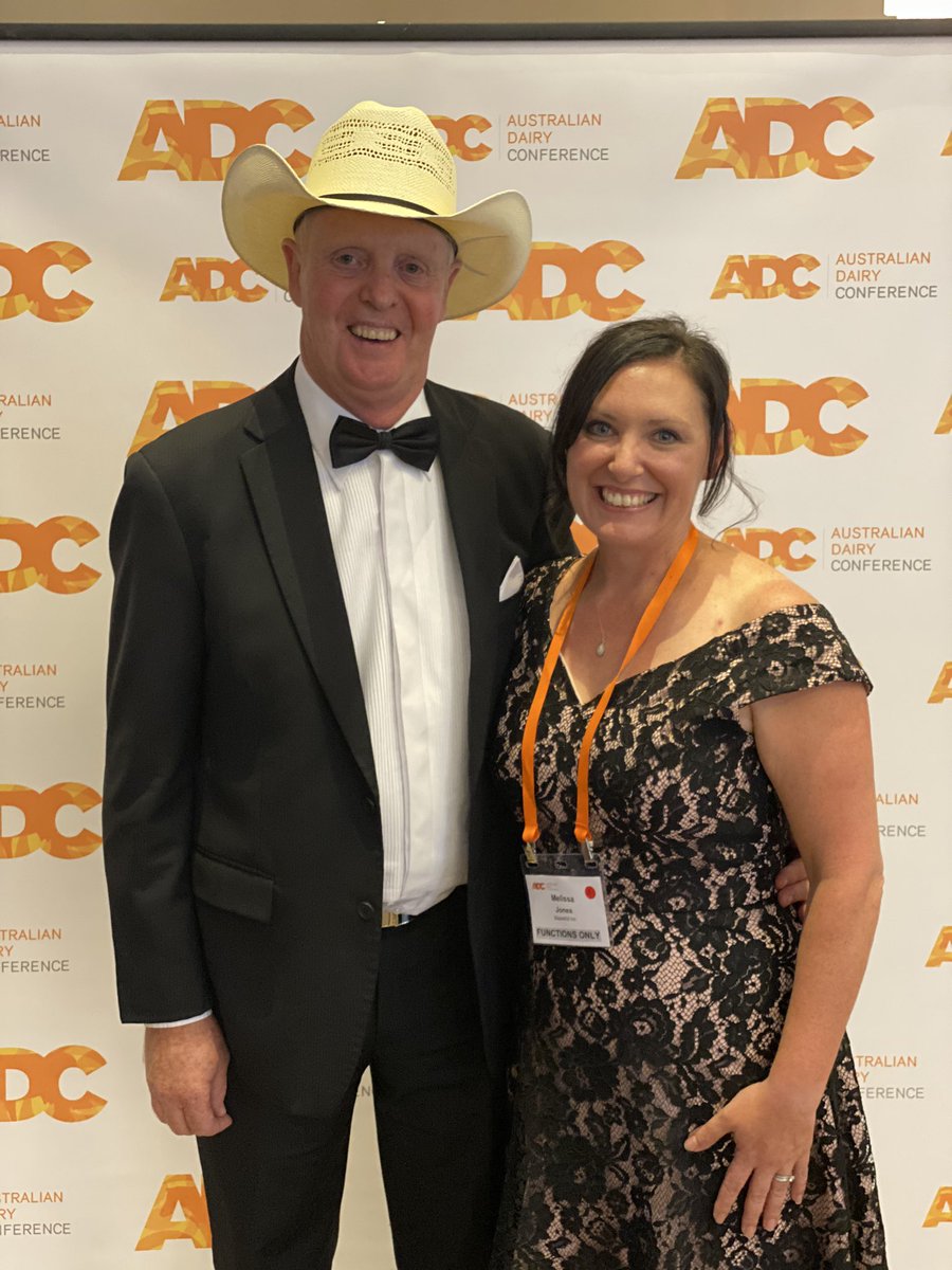 Thanks to the assistance of dairy auctioneer Brian Leslie &amp; a very generous room of dairy farmers <a href="/AusDairyConf/">Aus Dairy Conference</a> raised $32,000 last night for <a href="/blazeaid/">BlazeAid HQ</a> with Melissa Jones at the ADC Gala Dinner <a href="/RabobankAU/">Rabobank Australia</a> helping farmers rebuild #adcmelb20 #adc2020 #ausdairy #blazeaid #volunteer