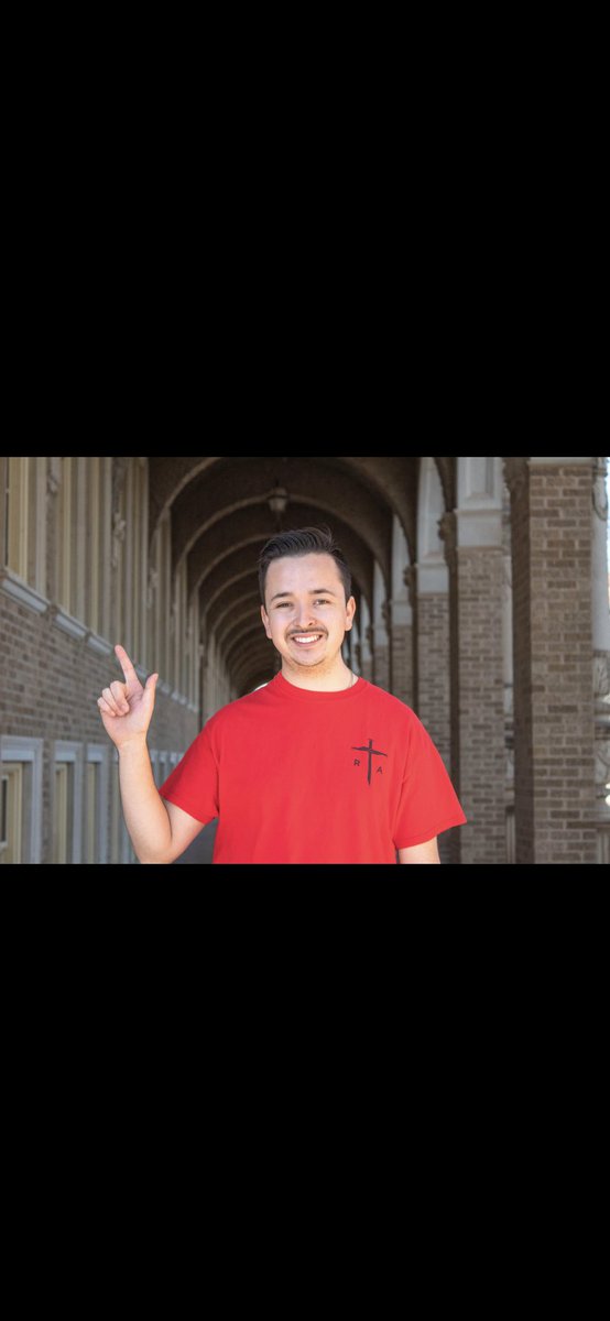 RaiderAwakening's tweet image. Meet your RAL
Next up...
Publicity CMC

Name: Fernando Leyva Alderete
Classification: Senior
Major: Math and Spanish
Hometown: Fort Worth, TX
RA Retreated: RA 56 Called By Name
Favorite Saint: St. Pope John Paul ll
Favorite Celebrity: Shakira (duhh)