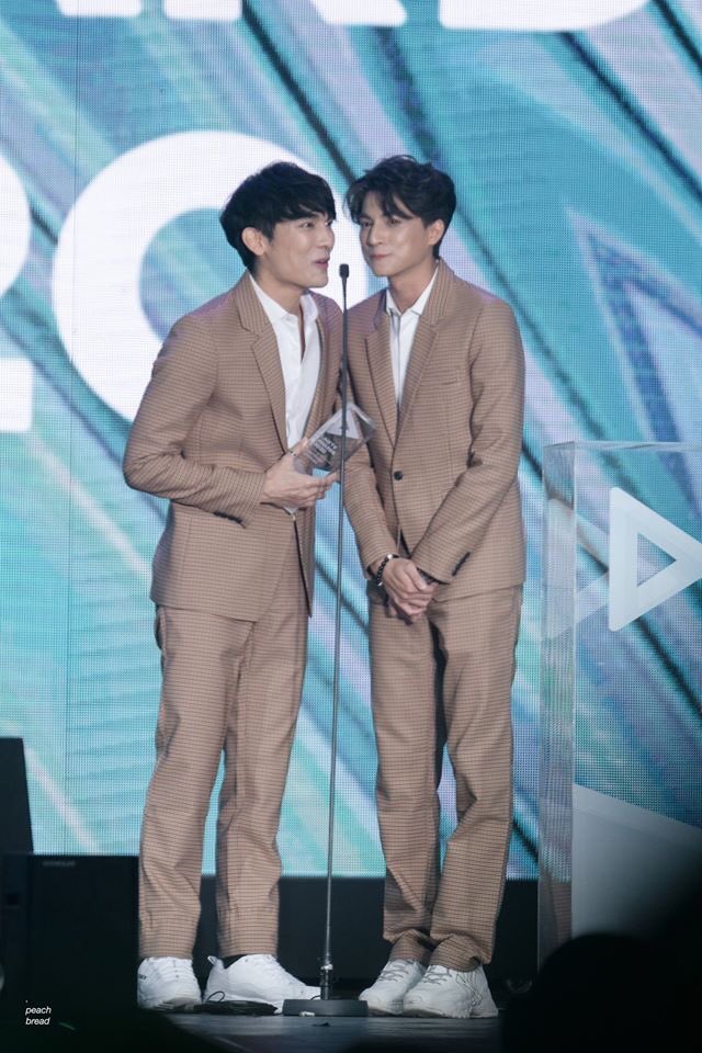 ZinZar203039's tweet photo. Happy Birthday, P Mew
Here is to another year of success, good health and happiness!
#HappyMewSuppasitDay
#MewGulf
#zinzar https://t.co/Sngp7UG2ib