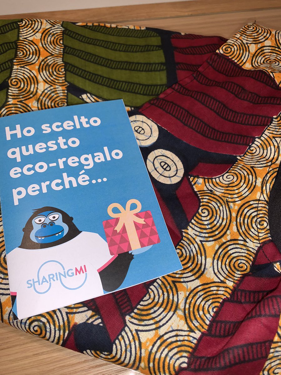 sandy_tung's tweet photo. Fantastic to see an online community  created to encourage environmentally conscious lifestyles come together in real life. Loving the eco-gift I received at the gift exchange too! Happy 1st birthday #sharingMi! @CitiesSharing @CPCatapult @ComuneMI https://t.co/Yyj4t7DeZP