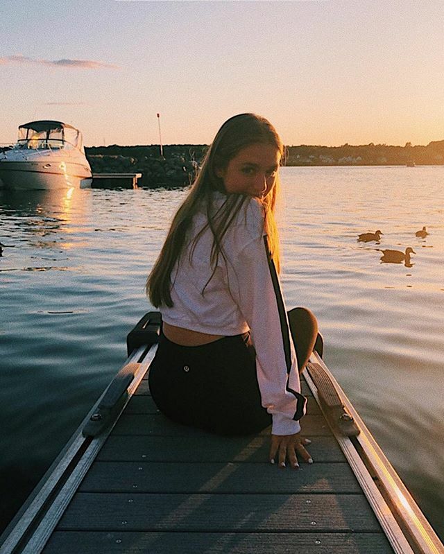 *puts grain at +7 to make it look like a film photo*