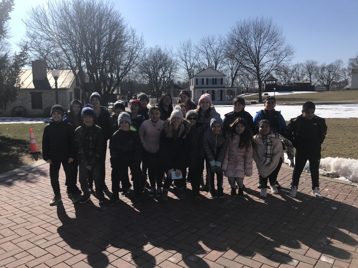MissWessel5's tweet photo. We had so much fun on our Naper Settlement field trip yesterday! The kids had fun learning what it was like to live in the 1800s while making connections with our social studies unit. #SullivanRocks #Proud2BD23 @D23Sullivan @NaperSettlement https://t.co/Lbpad6OCc9