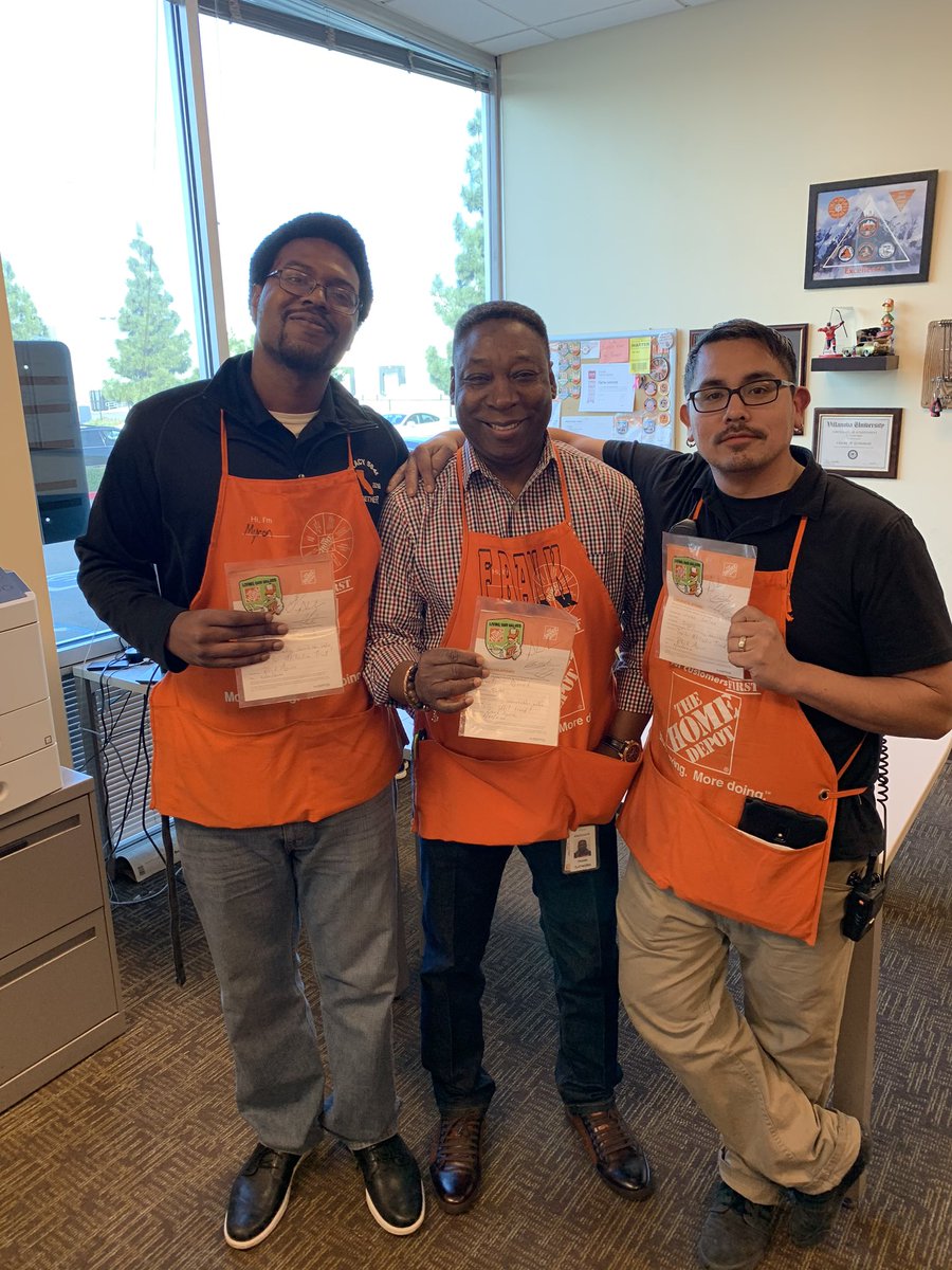 RobertLA5641's tweet photo. Many thanks Frank, Myron, and Juanito for driving the 5 week upward trend in trailer utilization out at 5641. https://t.co/hEdbqM5GPj