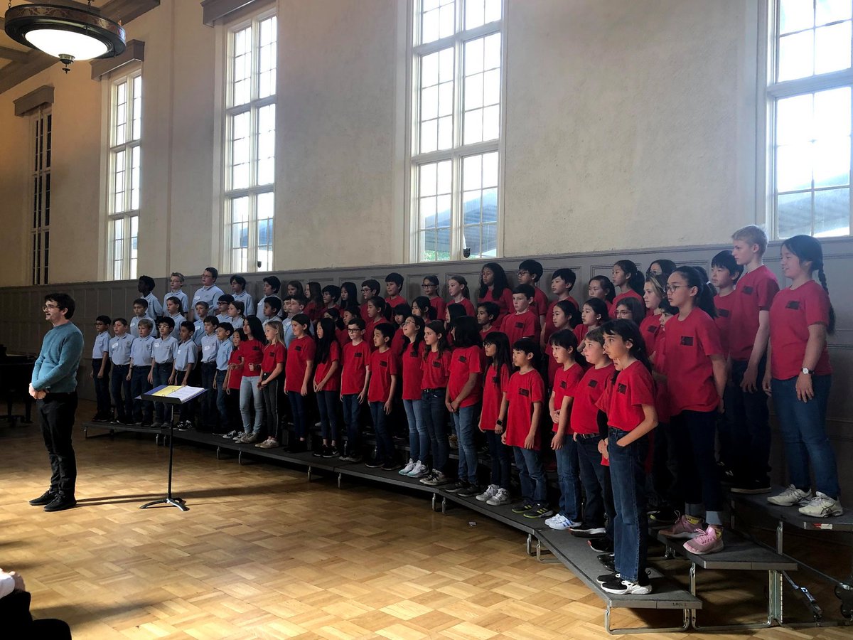 phxboyschoir's tweet photo. Thanks @LACCsings for an educational and fun choral exchange experience! Come visit Phoenix so we can reciprocate your hospitality!
#phoenixboychoir #townchoirtour #LAorbust https://t.co/zobzS6Rb3a
