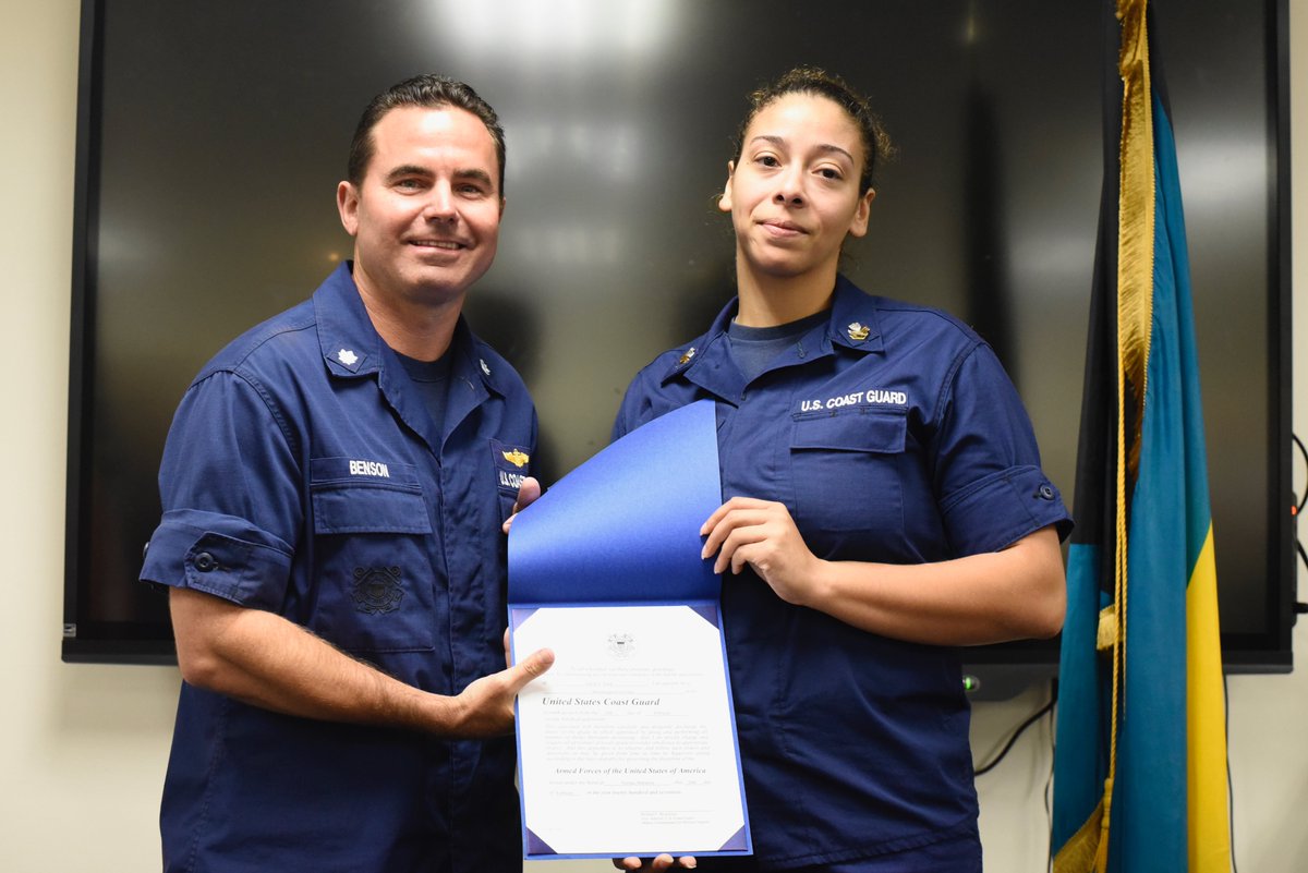 USCGSoutheast's tweet photo. The @USCG  @ComdtUSCG Adm. Karl Schultz, meritoriously advanced 2 Coast Guard members during the #StateoftheCoastGuard Address in Charleston, S.C. 
For more information visit our news site here https://t.co/YMk9UUxdQI

@VComdtUSCG, #CoastGuard2020 https://t.co/gW3iFczvsB