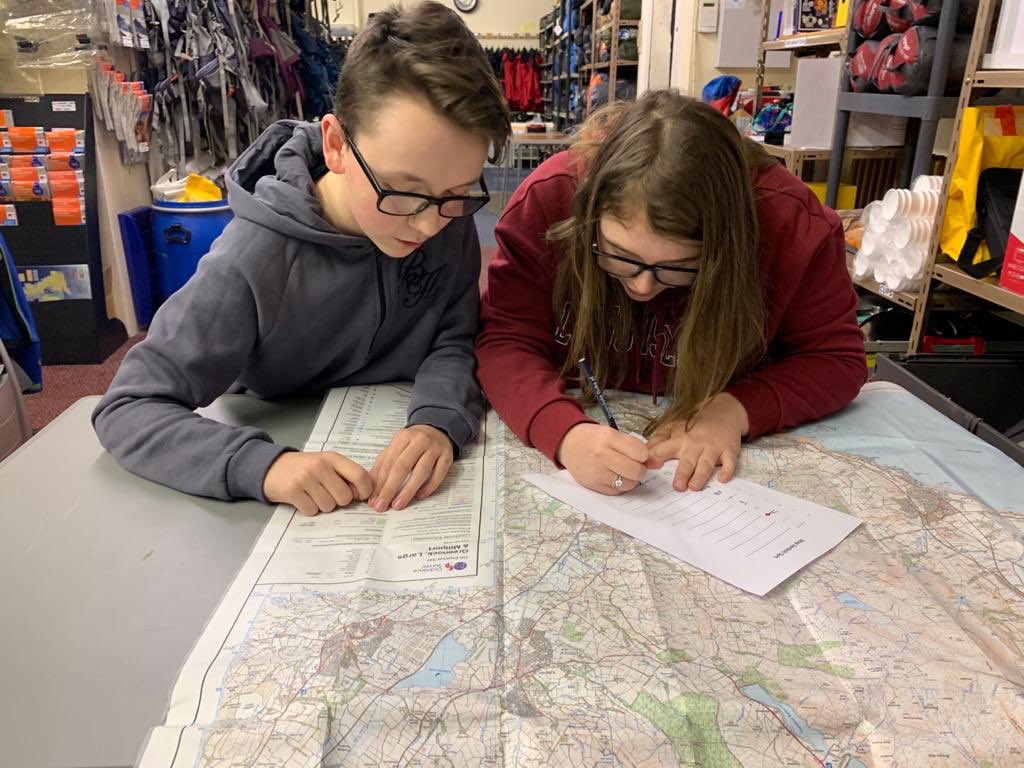 InverclydeDofE's tweet photo. @invacad @clydeview_a @PortGlasgowHS The next group of Bronzes at the Training Night #IAmDofE #GridBoxes #RouteCards #Preparation https://t.co/4jaBfEKtU7