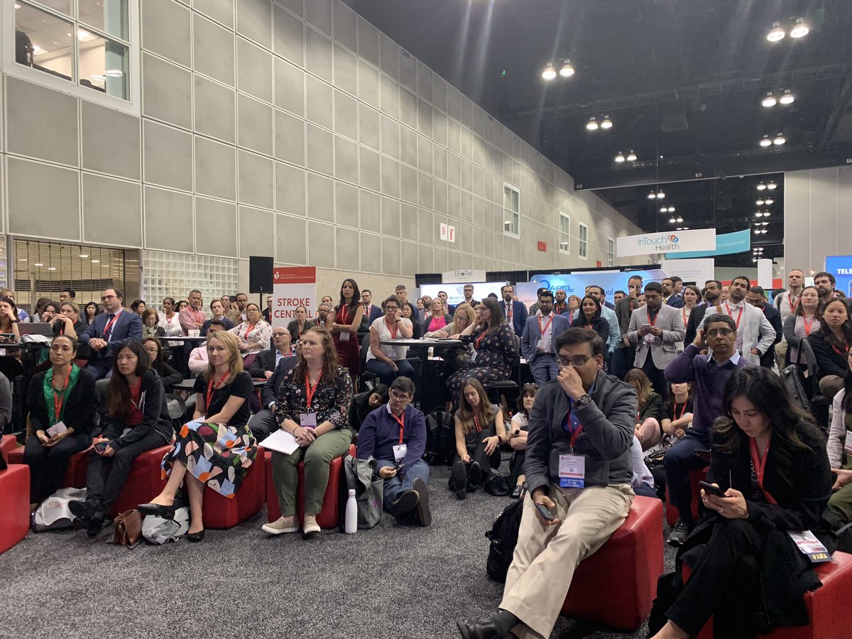 drdangayach's tweet image. #ISC20 @AHAMeetings #neurocc @MountSinaiNeuro @MSHSNeurology @neurocritical what an honor presenting today with this terrific group! Fantastic audience turnout! @HollyEHinson @almuftifawaz