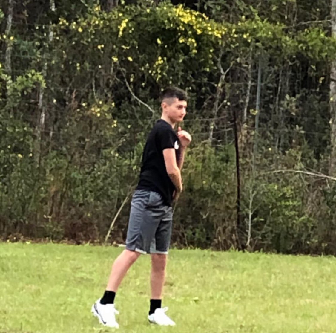 MarcoIIIQB's tweet image. A little pre-practice outside with Coach Walker before going onto the field #QB #KeyQB #Quarterbacks #QB2025 #Football #Florida #Fun #NotWinterHere #DuvalCounty #DUUUVAL #Jaguars #Sports #KeyPlayer #Practice #Grind