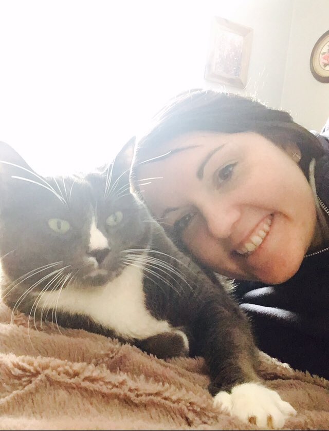 SinclairH's tweet photo. #NationalLoveYourPetDay

I swear that the love is mutual even though this picture clearly looks one sided. https://t.co/P9HphUmuE1