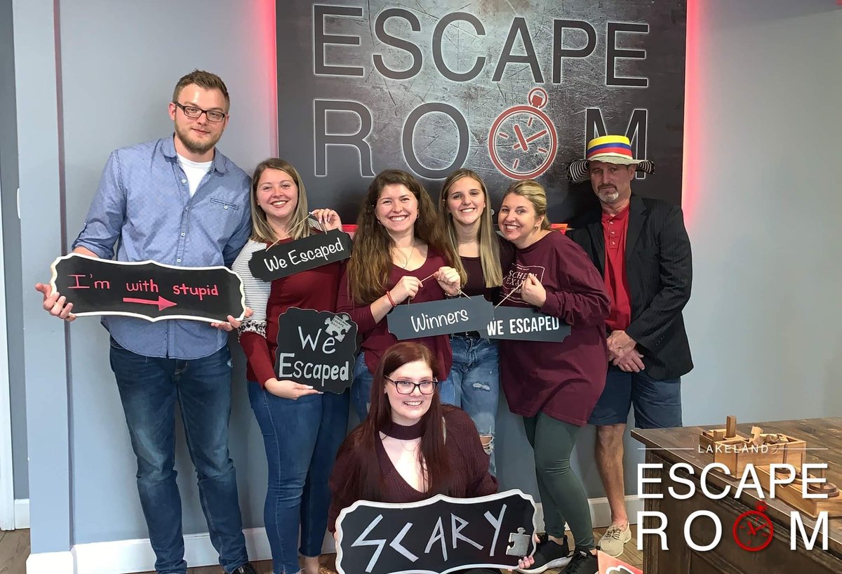 LakelandEscape's tweet photo. Can you make it out? #escaperoom https://t.co/yqGxuK348F