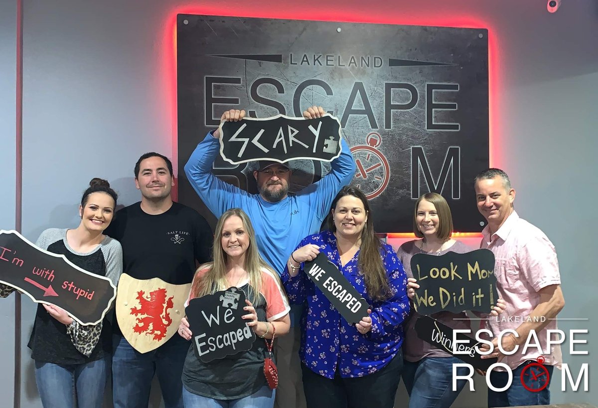 LakelandEscape's tweet photo. Can you make it out? #escaperoom https://t.co/yqGxuK348F