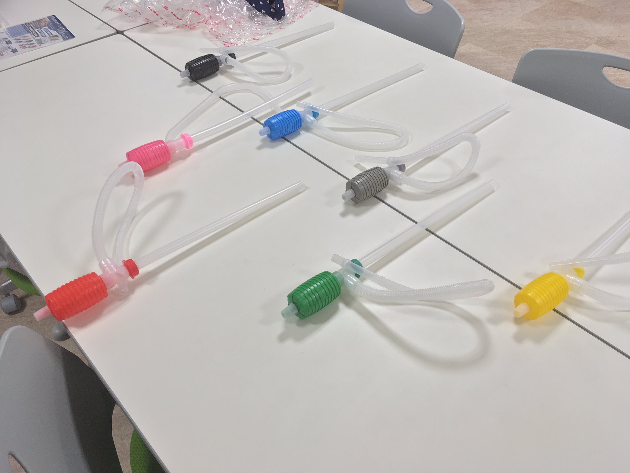 アズワン株式会社 シュポシュポ サイフォンポンプ 醤油ちゅるちゅる のパンフレットを作る撮影会を見てきました T Co I6d7pls9fk Twitter アズワン株式会社 シュポシュポ サイフォンポンプ 醤油ちゅるちゅる のパンフレットを作る撮影会を見てきました T Co I6d7pls9fk Twitter