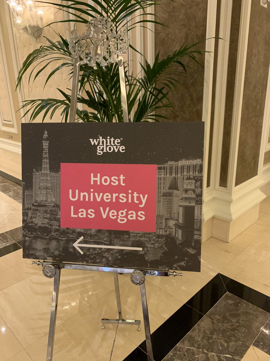 KDelongchamp's tweet photo. Amazing day of great conversations and a wealth of knowledge sharing @SPS_Family @_white_glove @MicheleBTweets https://t.co/WKzd3huLlr